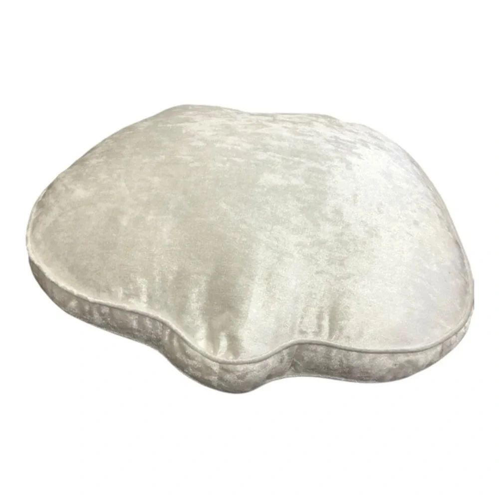 juicy couture crown shaped ivory white leopard animal print decor throw‎ pillow